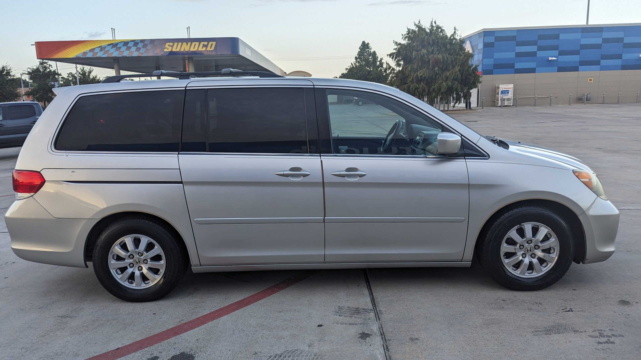 2008 Honda Odyssey, Mileage 137k - 4