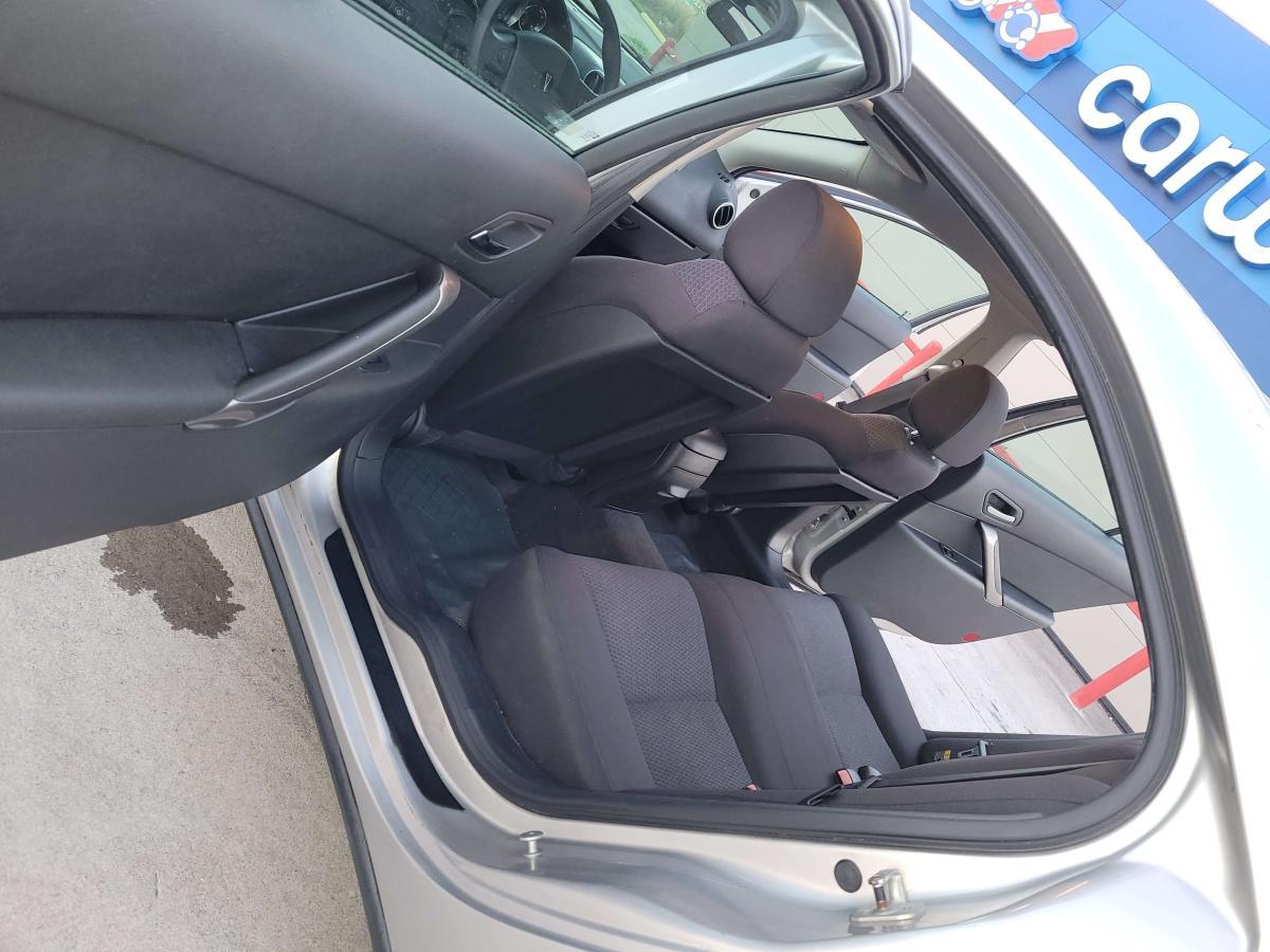 2005 Pontiac G6, Mileage 111k - 6