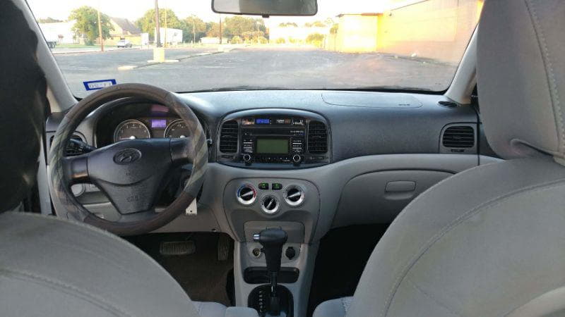 2010 Hyundai Accent, Mileage 105k - 12