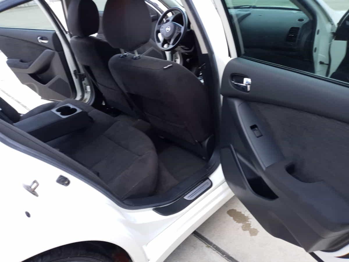 2010 Nissan Altima, Mileage 139k - 11