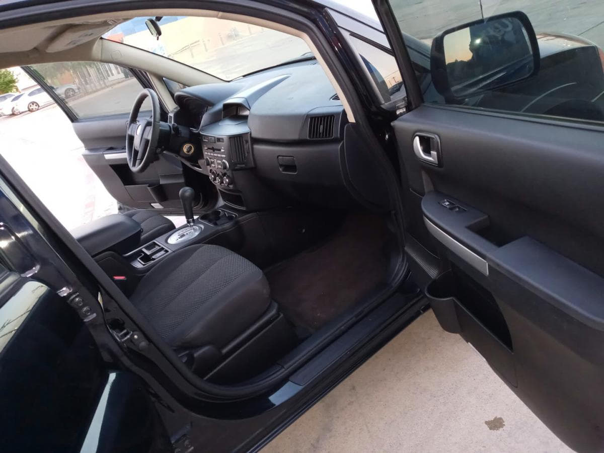 2011 Mitsubishi Endeavor Mileage 89k - 12