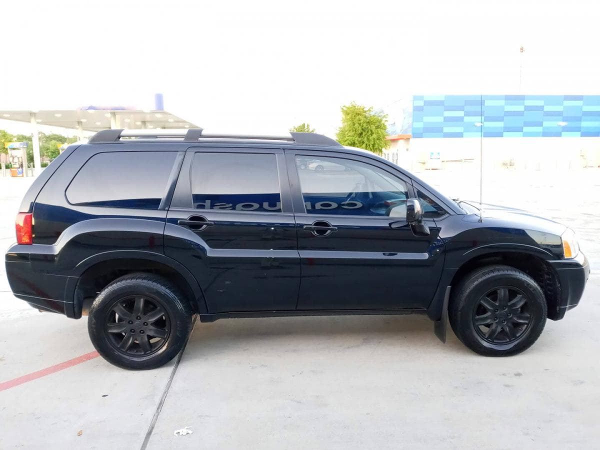 2011 Mitsubishi Endeavor Mileage 89k - 3