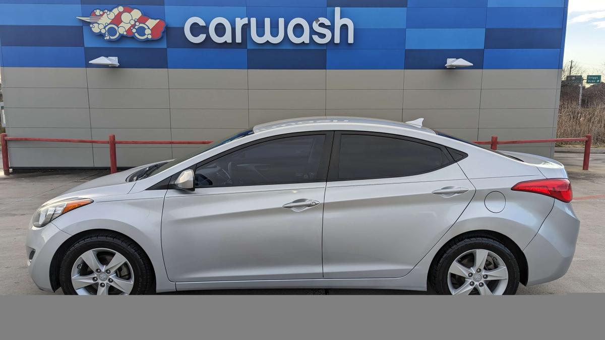 Hyundai Elantra, Mileage 134k - 3